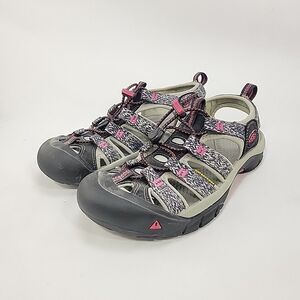Keen Newport H2 Waterproof Sandals Size 8 Pink and Grey